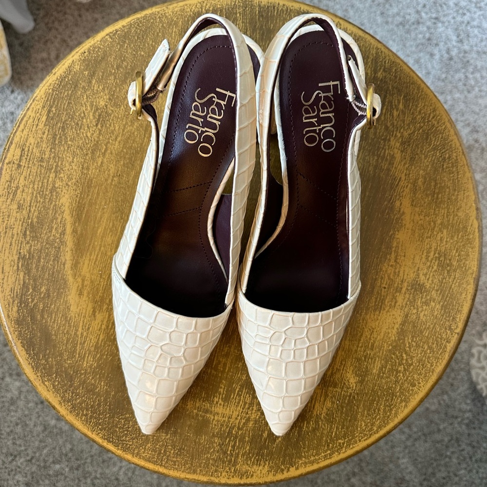 Tristan Women's Cream Croc-Embossed Heels